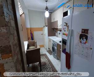 فروش آپارتمان 107 متری در خیابان شهید بهشتی، دارای ورودی مجزا و 3 خواب است که همچنین دارای پارکینگ مجزا 31 متری می باشد. این آپارتمان دارای پکیج و لوله کشی اسپیلت است.