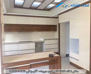 فروش آپارتمان 145 متری در خیابان قیام لاهیجان، 3 خوابه، نوساز، آپارتمان نوساز در لاهیجان، آپارتمان 3 خوابه در لاهیجان، آپارتمان 145 متری نوساز و 3 خوابه بوده و دارای پکیج و آسانسور و پارکینگ و... است.